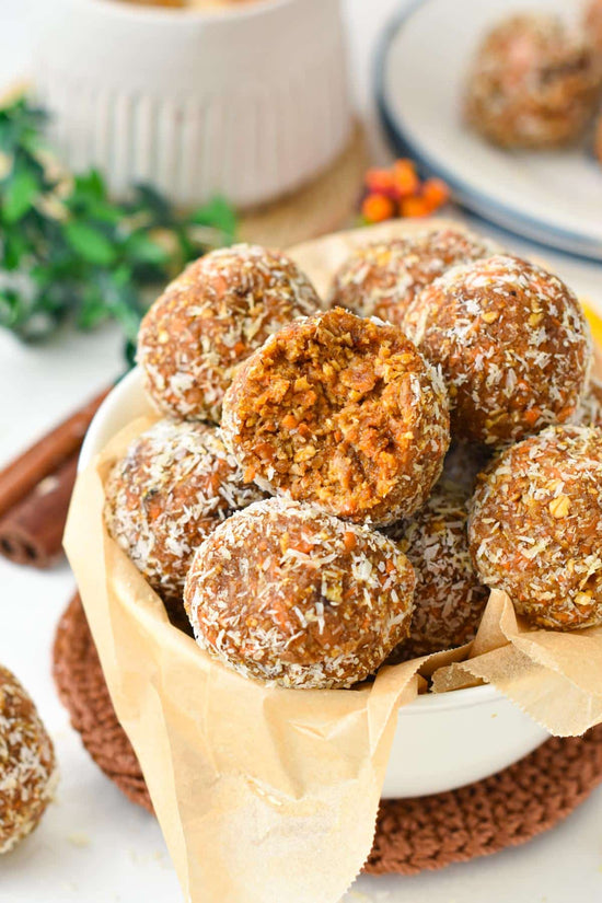 Carrot cake energy balls