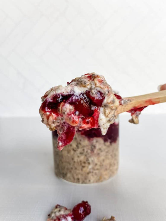 Cranberry Cheesecake Overnight Oats
