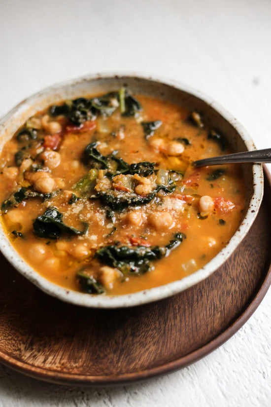 Tuscan Roasted Tomato Kale Chickpea Soup